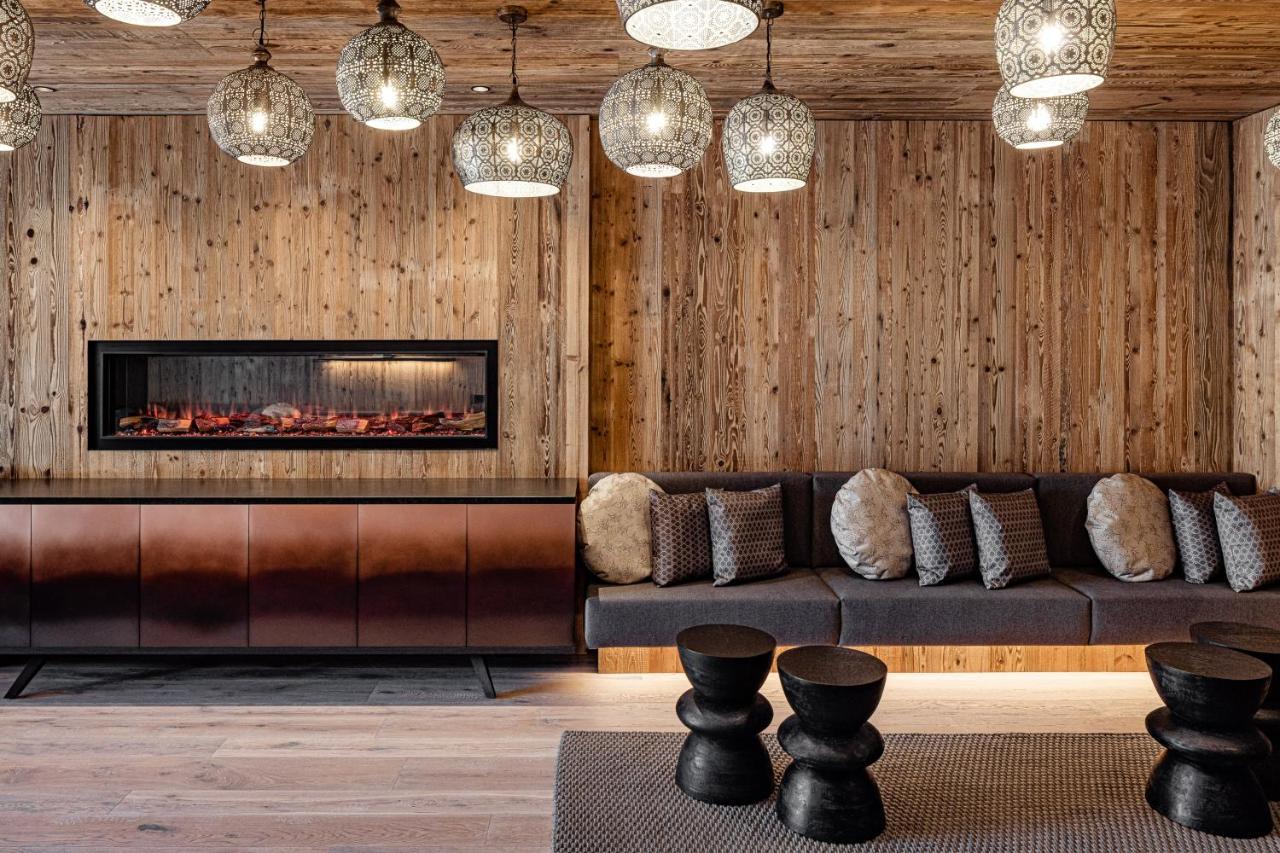 Alpine Luxury Spa Resort Schwarzenstein Lutago Buitenkant foto