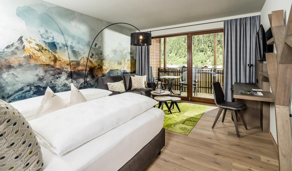 Alpine Luxury Spa Resort Schwarzenstein Lutago Buitenkant foto