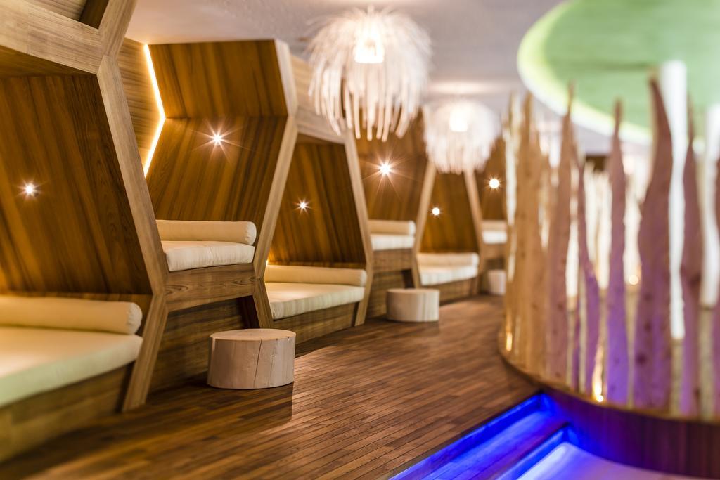 Alpine Luxury Spa Resort Schwarzenstein Lutago Buitenkant foto